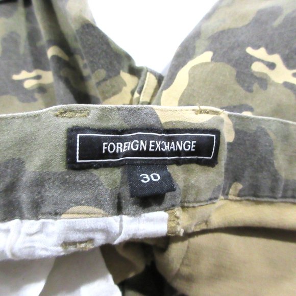 Foreign Exchange Women's Rolled Camo Short High Rise Cotton Short Shorts Sz 30 - Picture 6 of 8